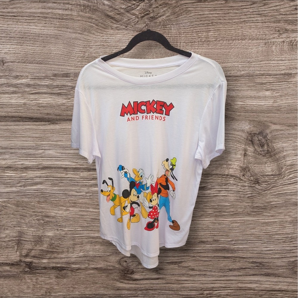 white t shirt women's With Mickey And Friends. Size 15-17 XL - Picture 1 of 4